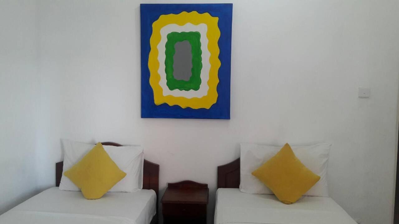 Sea View Hotel Colombo Extérieur photo