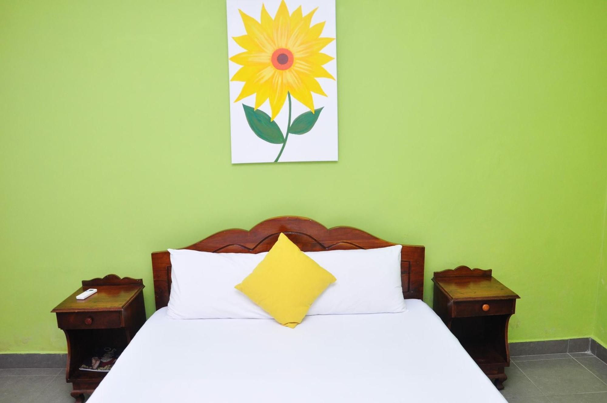 Sea View Hotel Colombo Extérieur photo