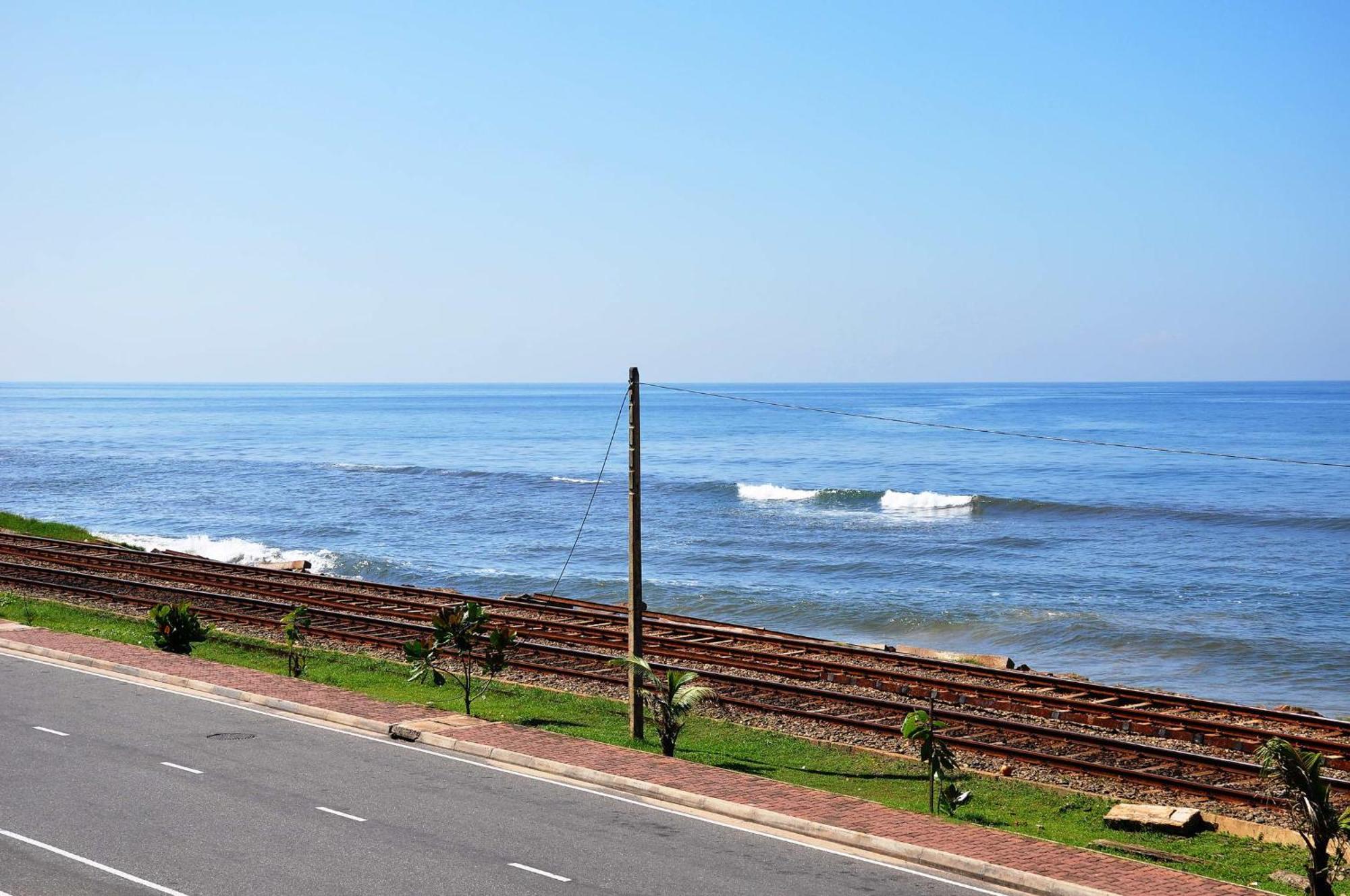 Sea View Hotel Colombo Extérieur photo